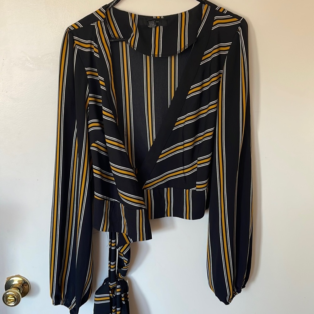 Forever 21 Wrap Crop Top